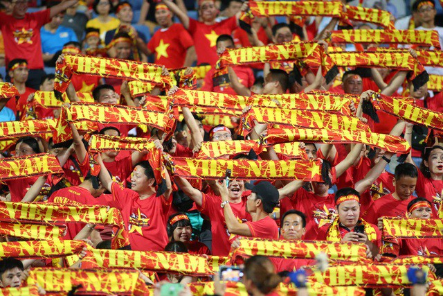Việt Nam 1-0 Malaysia: Quang Hải ghi bàn đẳng cấp - Ảnh 31.