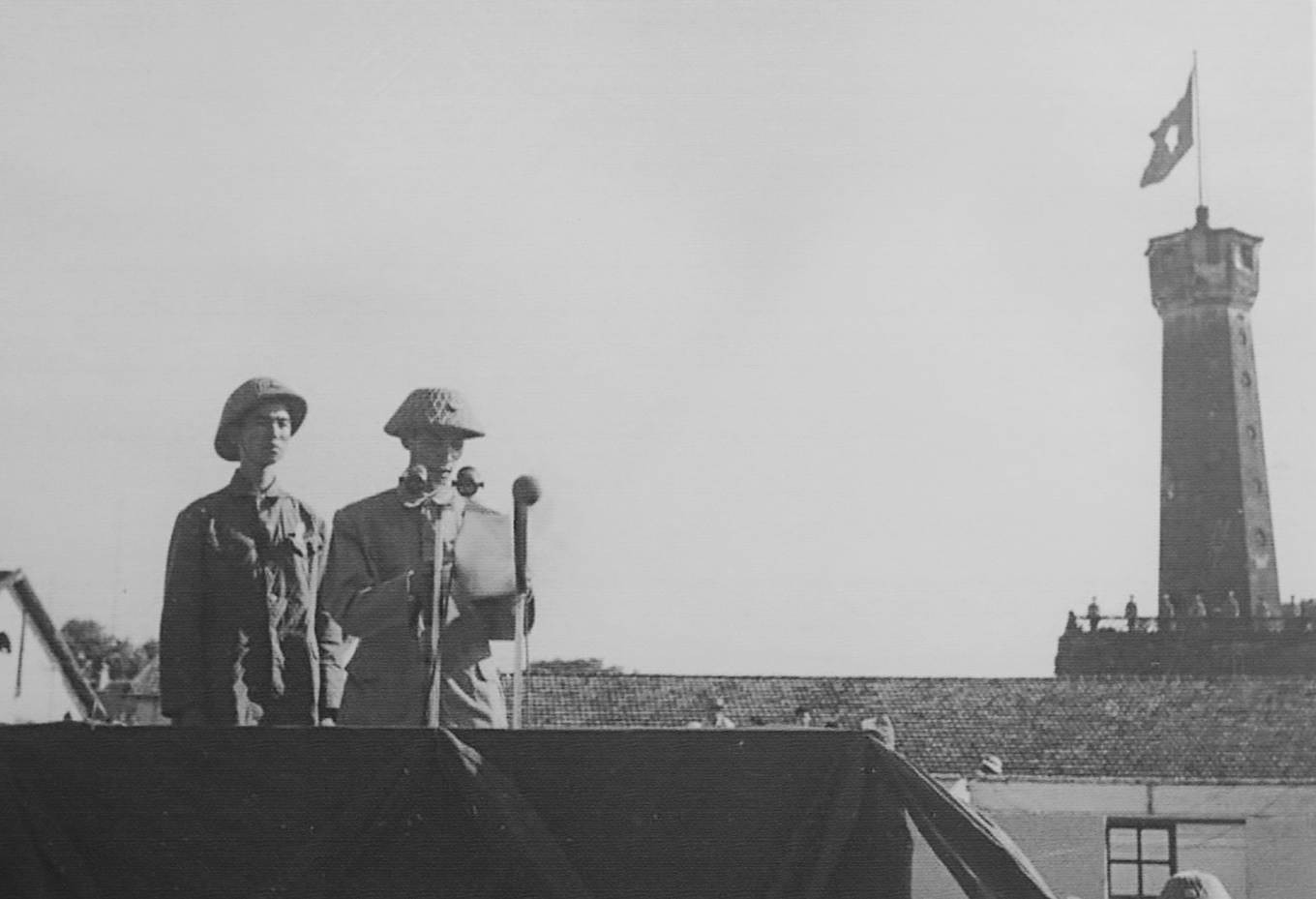 Hà Nội mùa thu 1954 - Ảnh 7. Hà Nội mùa thu 1954 - Ảnh 7.