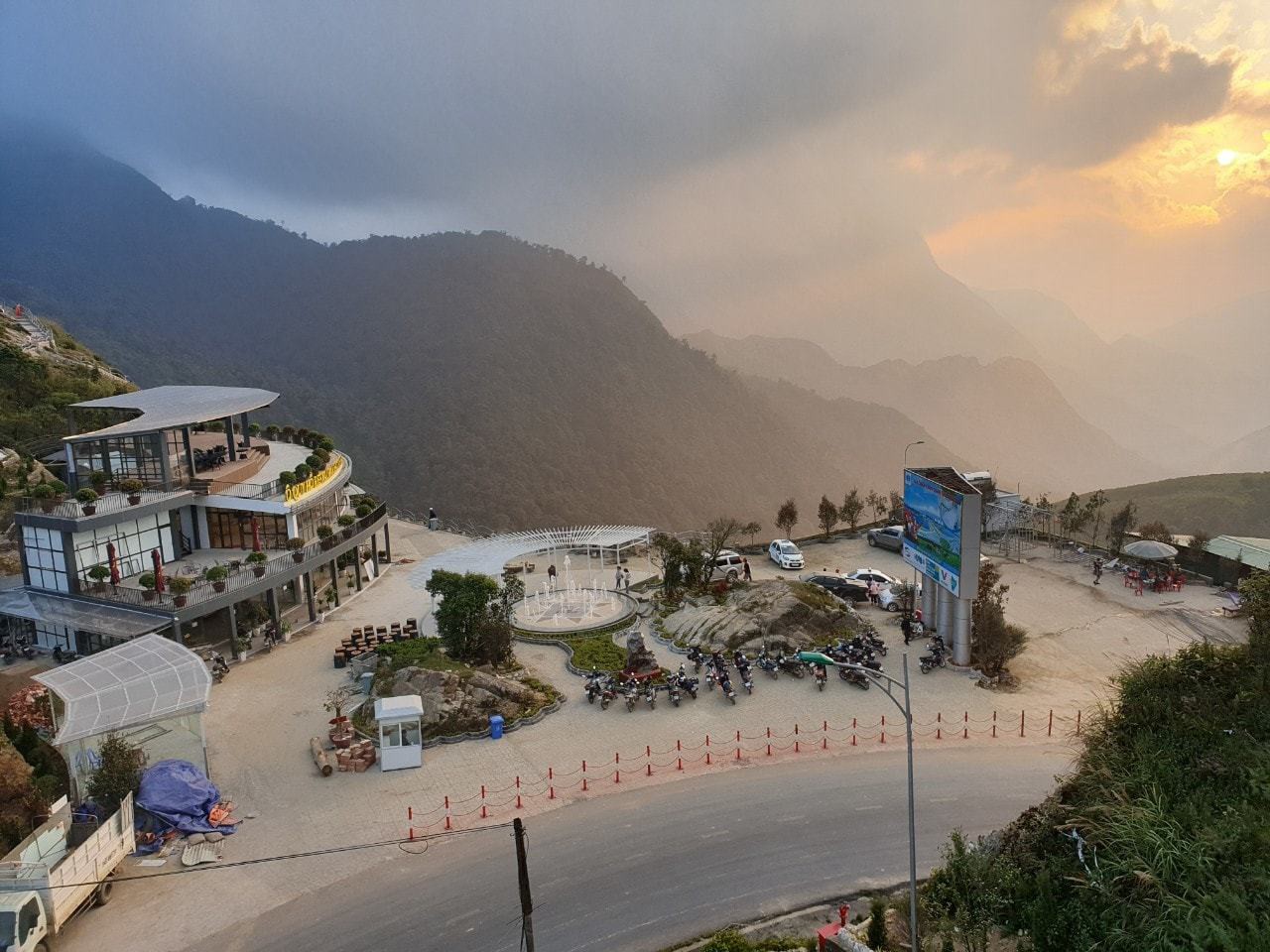 Thực hư về Panorama thứ 2 trên đèo Ô Quý Hồ ở Lai Châu - Ảnh 1. Thực hư về Panorama thứ 2 trên đèo Ô Quý Hồ ở Lai Châu - Ảnh 1.