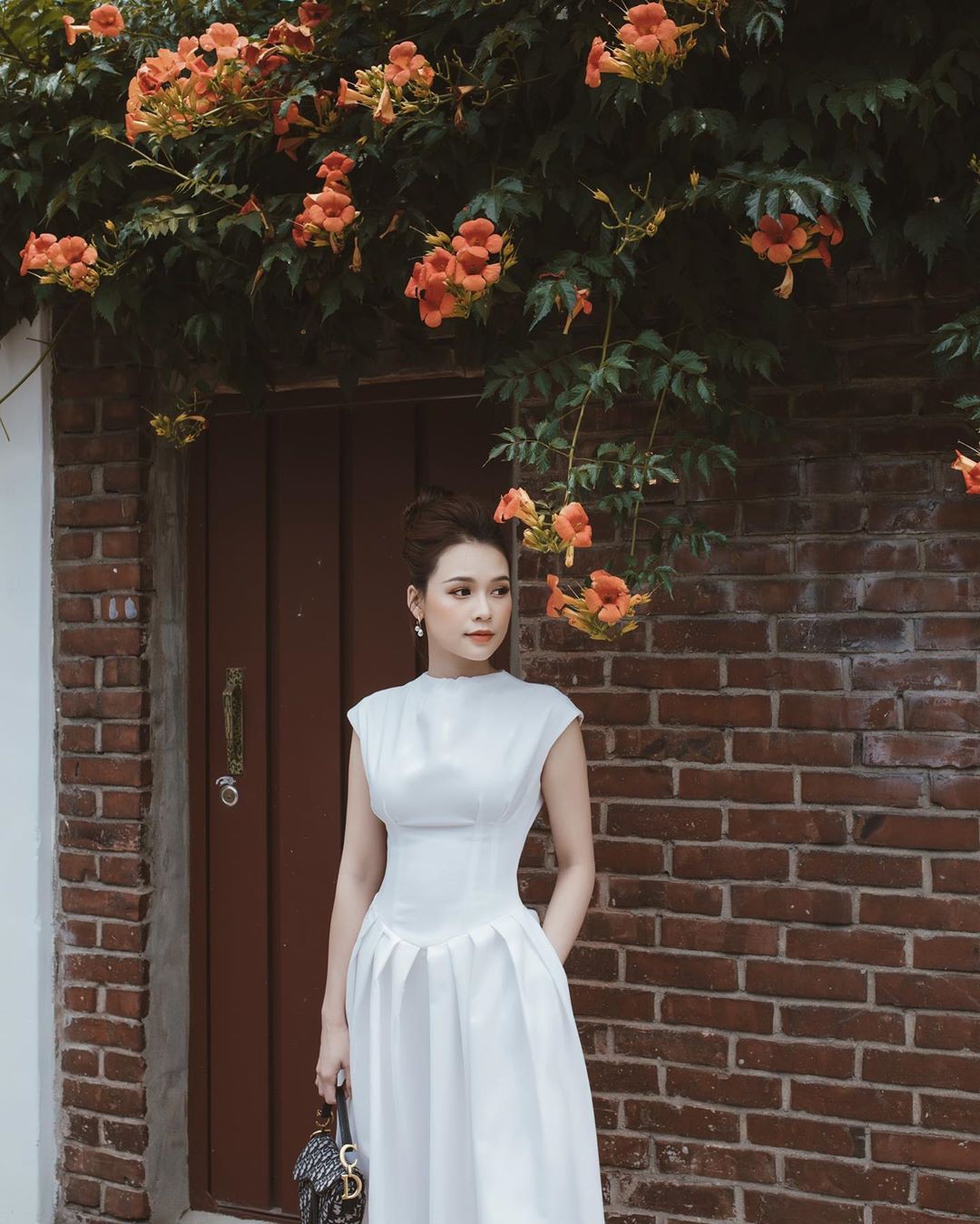 Sam chăm biến hóa style thế này, bảo sao dân tình ngắm hoài không chán - Ảnh 1. Sam chăm biến hóa style thế này, bảo sao dân tình ngắm hoài không chán - Ảnh 1.