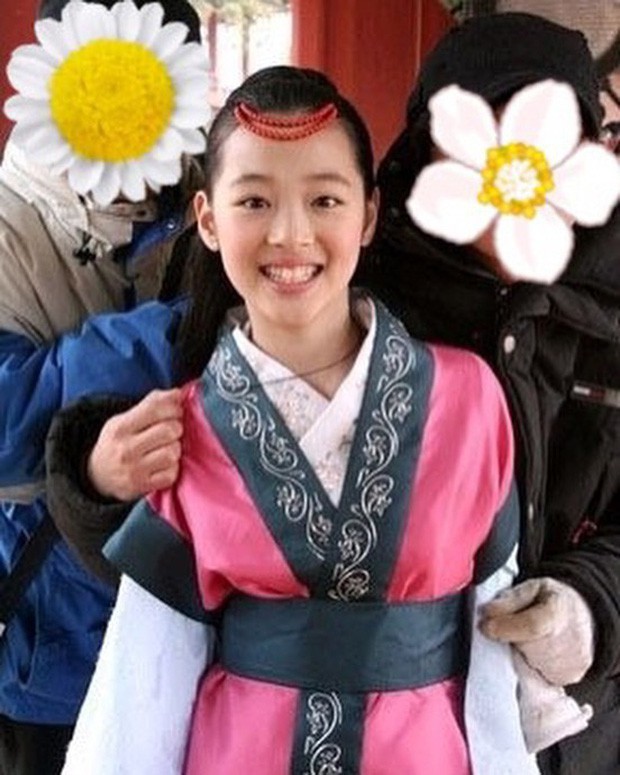 Choi Sulli: Nàng hoa lê tuyết được Lee So Man cưng chiều nhưng làm gì, yêu ai cũng chẳng bao giờ vừa mắt netizen Hàn - Ảnh 3.