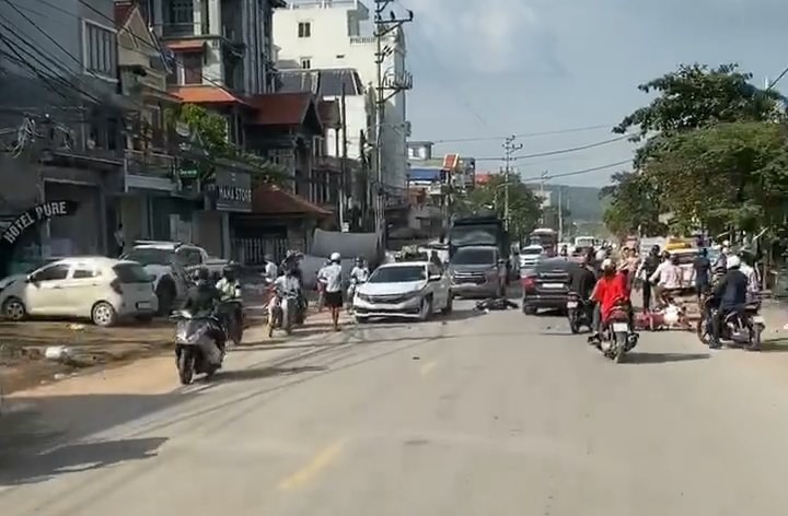 Hải Phòng: Tông trực diện xe ô tô, 2 thanh niên thương vong - Ảnh 1. Hải Phòng: Tông trực diện xe ô tô, 2 thanh niên thương vong - Ảnh 1.
