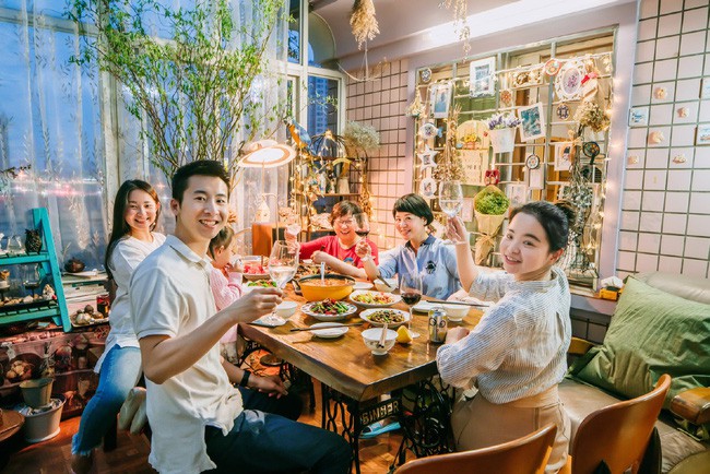 Tận dụng mái nhà bỏ hoang, người phụ nữ 45 tuổi đã biến toàn bộ không gian thành khu vườn địa đàng - Ảnh 19. Tận dụng mái nhà bỏ hoang, người phụ nữ 45 tuổi đã biến toàn bộ không gian thành khu vườn địa đàng - Ảnh 19.