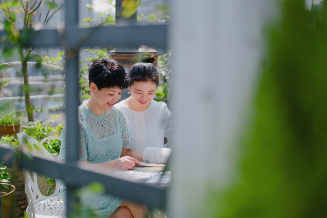 Tận dụng mái nhà bỏ hoang, người phụ nữ 45 tuổi đã biến toàn bộ không gian thành khu vườn địa đàng - Ảnh 7. Tận dụng mái nhà bỏ hoang, người phụ nữ 45 tuổi đã biến toàn bộ không gian thành khu vườn địa đàng - Ảnh 7.