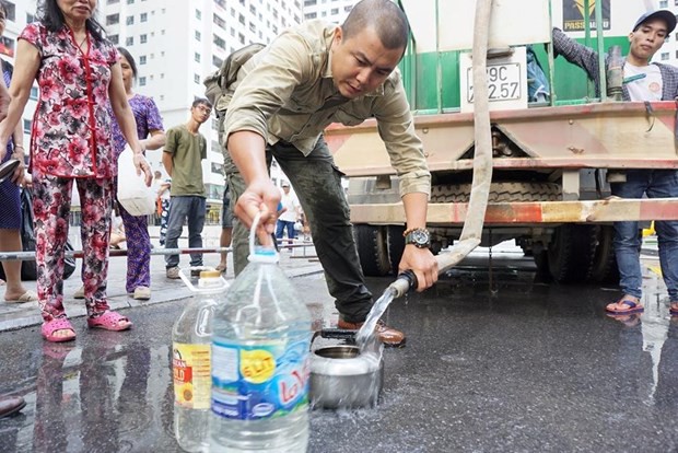 Vụ nước sạch nhiễm styren: ‘Điểm danh’ khu vực có thể dùng để ăn uống - Ảnh 2.