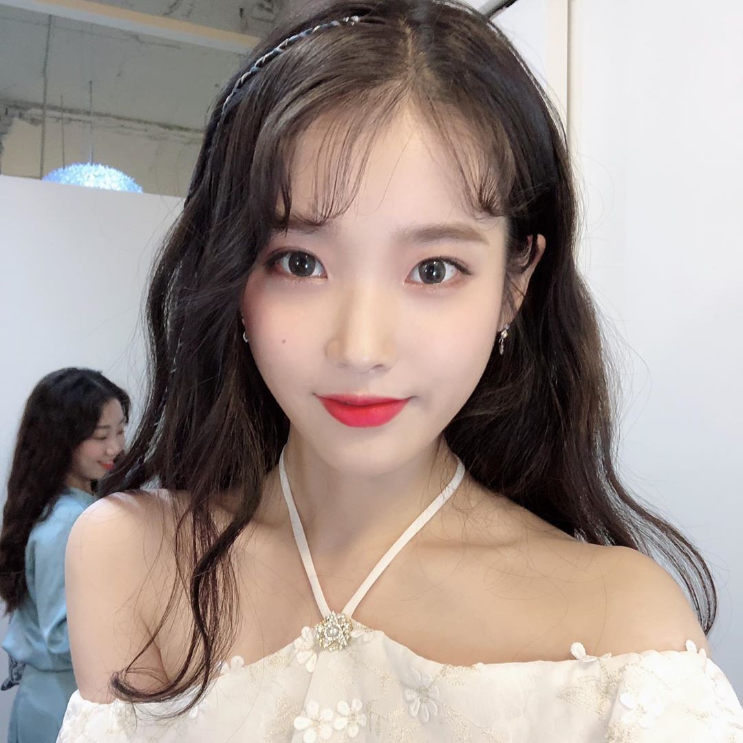 Để c&aacute;c sao H&agrave;n chỉ cho chị em 3 kiểu t&oacute;c m&aacute;i gi&uacute;p gương mặt nhỏ nhắn, thanh tho&aacute;t hơn bội phần - Ảnh 3.