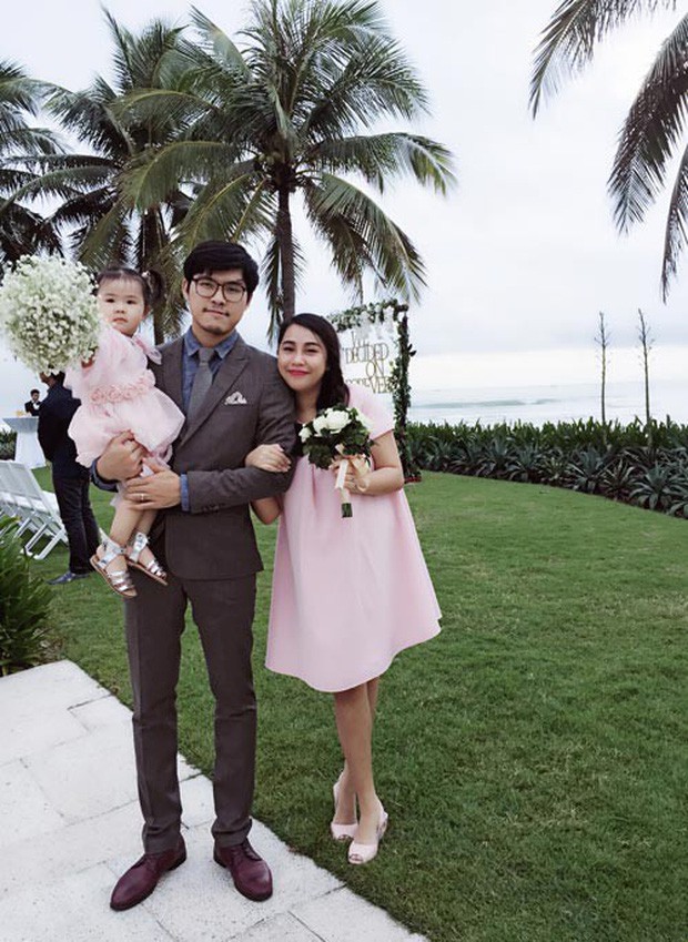 Nhà văn Gào chia sẻ sau thông báo kết thúc cuộc hôn nhân 11 năm: Anh ấy có thể rất giận vì tôi tự mình quyết định chuyện này - Ảnh 2. Nhà văn Gào chia sẻ sau thông báo kết thúc cuộc hôn nhân 11 năm: Anh ấy có thể rất giận vì tôi tự mình quyết định chuyện này - Ảnh 2.