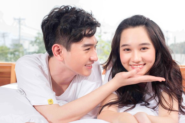 Con trai nuôi của nghệ sĩ hài Minh Nhí bảnh bao trong loạt ảnh mới chụp cùng bạn gái - Ảnh 1.