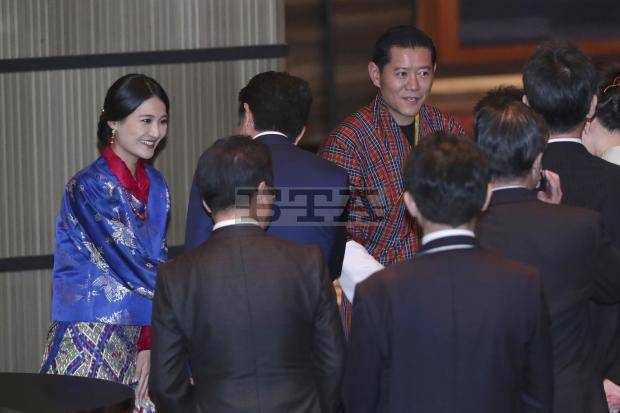 Hoàng hậu vạn người mê Bhutan khiến dân tình phát sốt tại lễ đăng quang Nhật hoàng để lộ loạt ảnh quá khứ gây ngỡ ngàng - Ảnh 4.