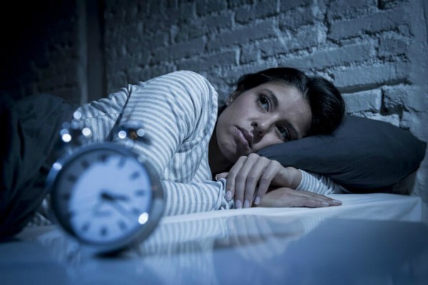 Những dấu hiệu khi ngủ báo động bệnh trọng, thấy thì đi khám ngay kẻo muộn - Ảnh 2.