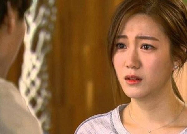 Tôi ở cữ sướng như tiên cho đến khi vô tình nghe được câu nói bất thường của chồng - Ảnh 1. Tôi ở cữ sướng như tiên cho đến khi vô tình nghe được câu nói bất thường của chồng - Ảnh 1.