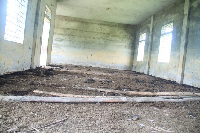 Dân mỏi mòn chờ khu tái định cư treo hơn 10 năm - Ảnh 6. Dân mỏi mòn chờ khu tái định cư treo hơn 10 năm - Ảnh 6.