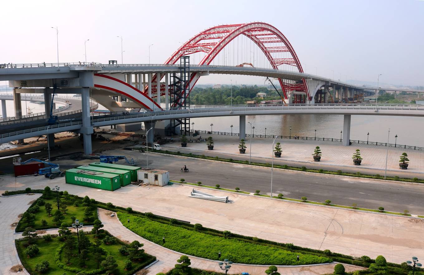 Cây cầu 2.100 tỷ đồng sắp thông xe - Ảnh 4. Cây cầu 2.100 tỷ đồng sắp thông xe - Ảnh 4.
