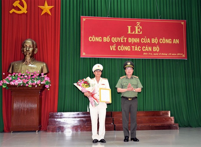 Công an tỉnh Bến Tre có tân Giám đốc - Ảnh 1. Công an tỉnh Bến Tre có tân Giám đốc - Ảnh 1.