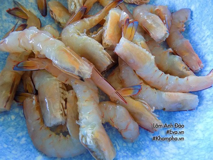 Cuối tuần lạ miệng với món tôm xào kim chi cả nhà thi nhau đòi lần sau nấu tiếp - Ảnh 2. Cuối tuần lạ miệng với món tôm xào kim chi cả nhà thi nhau đòi lần sau nấu tiếp - Ảnh 2.