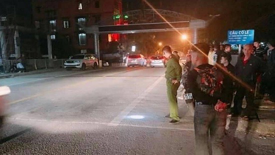 Nạn nhân trong vụ nổ súng ở Nam Định đã tỉnh táo, có đến 8 mảnh đạn găm vào người - Ảnh 2.