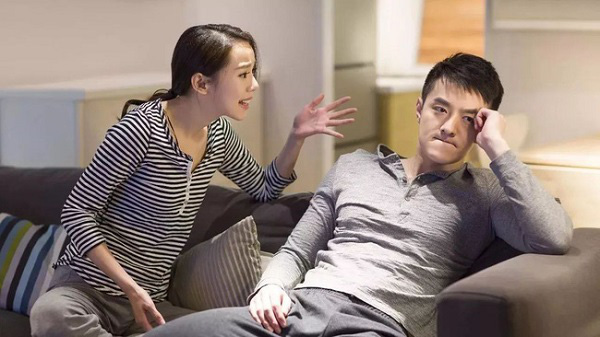 Đòi ly hôn vì chồng không cho con riêng của vợ đi chơi cùng gia đình, người phụ nữ giật mình trước bình luận của cư dân mạng - Ảnh 2.