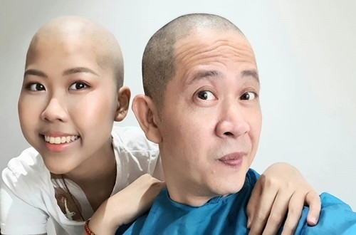 Con gái đạo diễn Những ngọn nến trong đêm qua đời  - Ảnh 1.