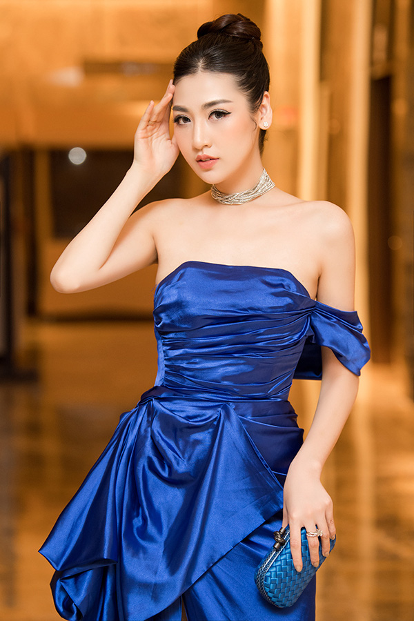 Tú Anh tiết kiệm hơn từ khi có con - Ảnh 1. Tú Anh tiết kiệm hơn từ khi có con - Ảnh 1.