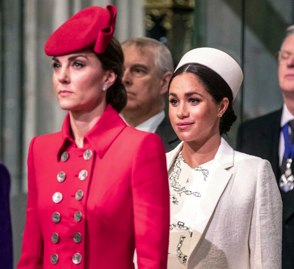 Công nương Kate và em dâu Meghan Markle dính nghi án cùng mang bầu, sinh con vào năm sau vì một loạt dấu hiệu bất thường - Ảnh 2.