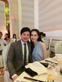 4 đại gia Việt nổi tiếng chiều vợ: Người tối ngày tặng hàng hiệu xa xỉ, kẻ ở nhà hẳn 1 tháng chăm vợ đẻ - Ảnh 26. 4 đại gia Việt nổi tiếng chiều vợ: Người tối ngày tặng hàng hiệu xa xỉ, kẻ ở nhà hẳn 1 tháng chăm vợ đẻ - Ảnh 26.