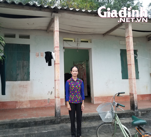 Cụ bà 73 tuổi một mình nuôi con tật nguyền ở Bắc Giang xin ra khỏi hộ nghèo - Ảnh 1.