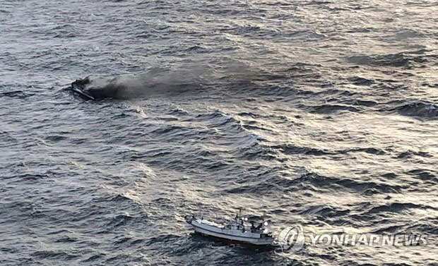 Chìm tàu cá Hàn Quốc, tìm thấy thi thể một thuyền viên Việt Nam - Ảnh 1.