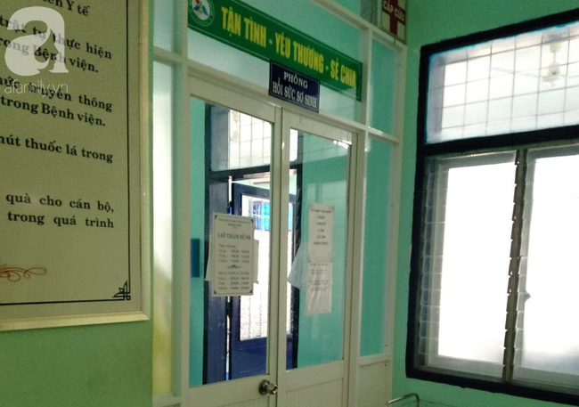 Bé gái Kon Tum nghi bị mẹ bỏ xuống hố phân sâu suy hô hấp, dạ dày còn máu và kiến cắn nhiều - Ảnh 7. Bé gái Kon Tum nghi bị mẹ bỏ xuống hố phân sâu suy hô hấp, dạ dày còn máu và kiến cắn nhiều - Ảnh 7.