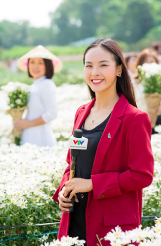 Điều ít biết về btv xinh đẹp, đam mê thi hoa hậu nhất vtv - ảnh 1. Điều ít biết về btv xinh đẹp, đam mê thi hoa hậu nhất vtv - ảnh 1.
