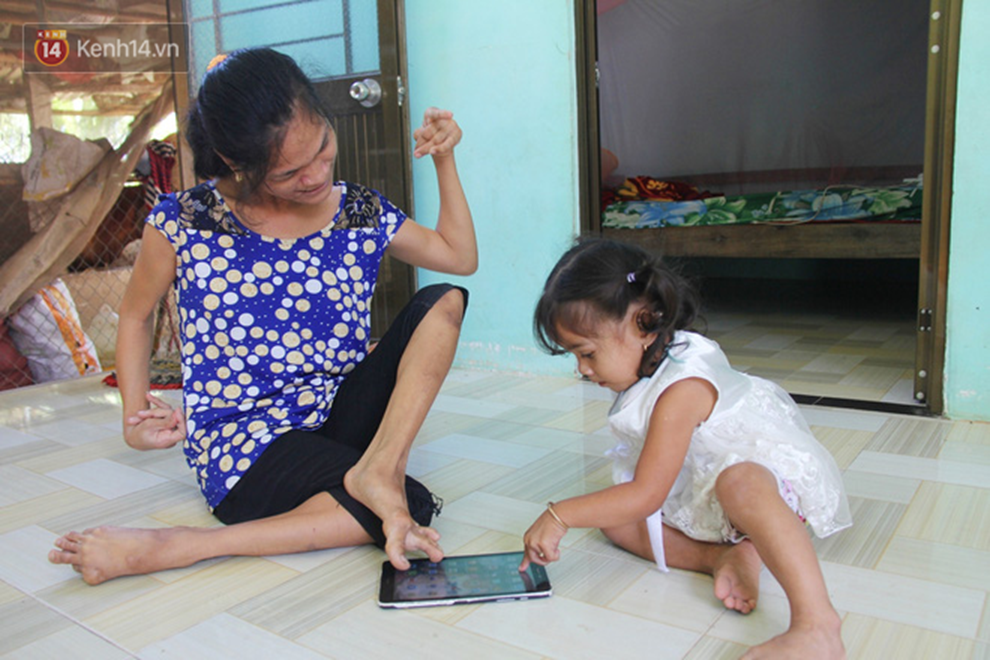 Cuộc sống đổi thay của người mẹ điên từng bị hiếp dâm đến sinh con ở Trà Vinh - Ảnh 11. Cuộc sống đổi thay của người mẹ điên từng bị hiếp dâm đến sinh con ở Trà Vinh - Ảnh 11.