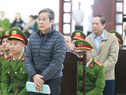 Sáng nay tuyên án 2 cựu Bộ trưởng Nguyễn Bắc Son và Trương Minh Tuấn liên quan thương vụ AVG - Ảnh 1.