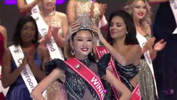 Cô gái vượt qua thành tích của Hà Kiều Anh giành vương miện Hoa hậu Sinh viên thế giới là ai? - Ảnh 1.