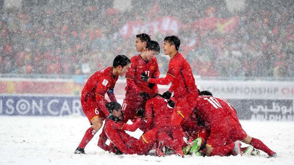  Cầu vồng tuyết của Quang Hải trở thành biểu tượng U23 châu Á - Ảnh 4.