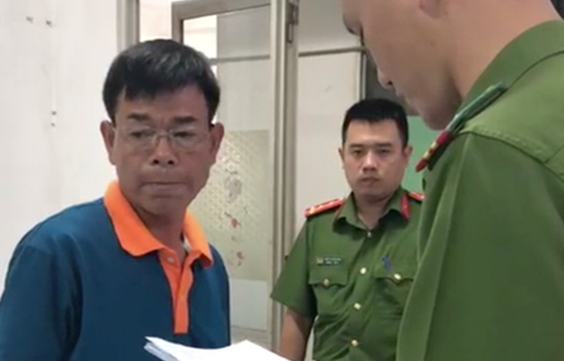Diễn biến mới về căn nhà khiến thẩm phán từng xét xử Nguyễn Hữu Linh dâm ô bé gái bị bắt - Ảnh 1.