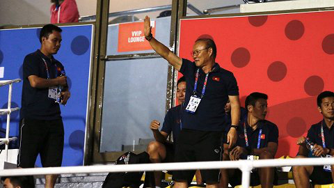 Kiên cường đánh bại Thái Lan, tuyển bóng đá nữ Việt Nam vô địch SEA Games 30 - Ảnh 3.