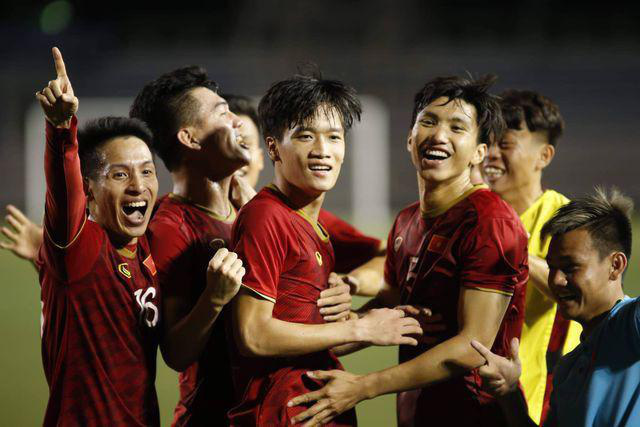 Nhiều hãng hàng không tiếp lửa cho đội tuyển U22 Việt Nam tại trận chung kết Sea Games 30 - Ảnh 1.