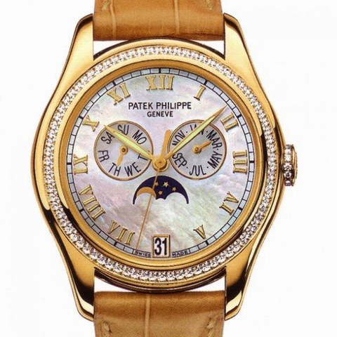 
Patek Philippe Ladies Complicated Watch có giá 98.000 USD.
