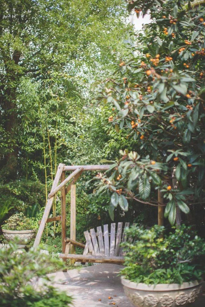 Những cơn gió nhẹ mang hương thơm của cây cỏ trong vườn vào nhà cũng đủ giúp cho các thành viên trong gia đình luôn cảm thấy thư thái, dễ chịu.