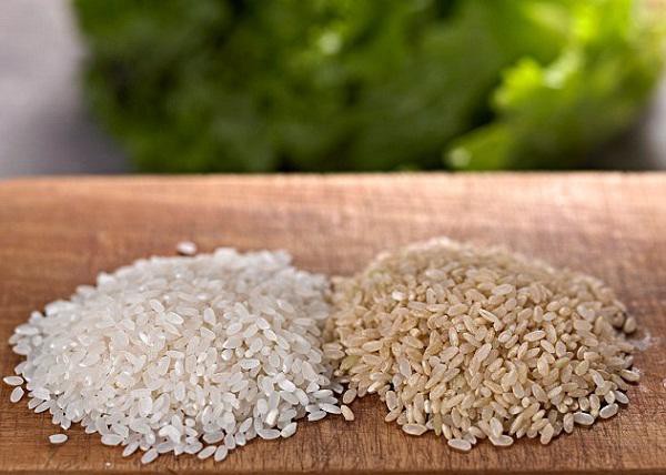 
Người dân nên chọn ăn loại gạo xay xát thông thường chỉ bỏ lớp vỏ trấu.
