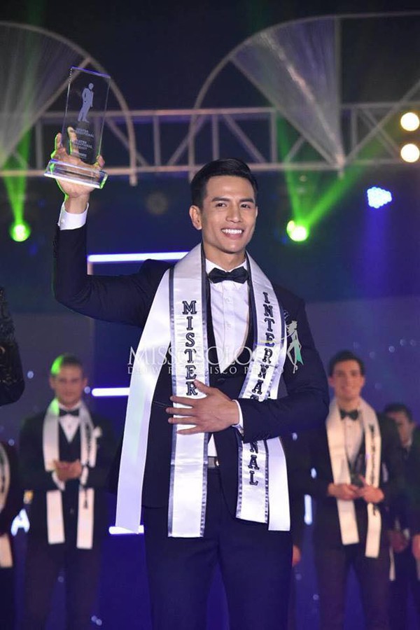 Trịnh Bảo trở thành Nam vương cuộc thi Mr International 2019.