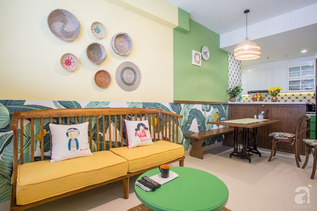 Không gian bên trong xanh mát, nồng nàn.