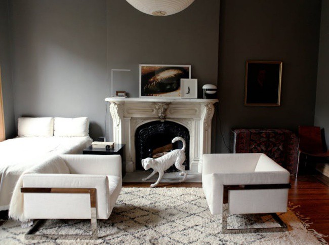 Không gian buồn tẻ và chật hẹp đã được thay đổi ngoạn mục nhờ ý tưởng sáng tạo độc đáo của chủ nhân mới.