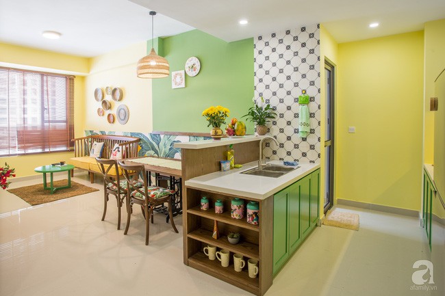 Góc ăn uống với vẻ đẹp trong lành, xanh mát tạo không khí ấm cúng và vui vẻ cho mọi người khi dùng bữa.