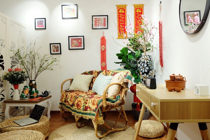 Vốn là một người yêu nhiếp ảnh nên khi có điều kiện, chủ nhà quyết tâm cải tạo, biến không gian sống cũ, chật hẹp thành một studio mới, vừa có cảm hứng làm việc, vừa là địa điểm chụp hình cho các khách hàng.