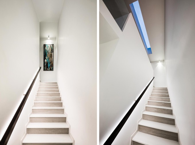 Trục giao thông trong nhà cũng mang tinh thần tối giản với thiết kế gọn gàng, thuận tiện khi sử dụng.
