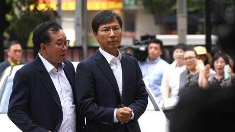 Chính trị gia Ahn Hee Jung vào tù vì lạm dụng tình dục cấp dưới. Ảnh: Getty Images.