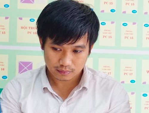
Trần Quang Thành tại cơ quan điều tra.
