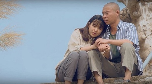 Trong phim, Lan và Lâm có mối tình khá đẹp.
