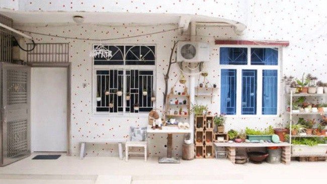 Ngôi nhà yên bình được cô gái sửa sang sau khi thuê lại.