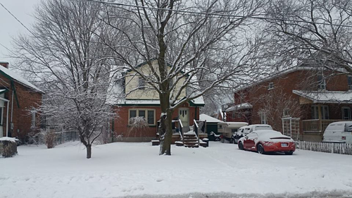 M&ugrave;a đ&ocirc;ng tuyết d&agrave;y tại khu vực chị Như sống ở Ontario, Canada. Ảnh: Trần Như.
